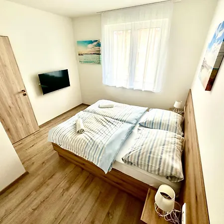 Lägenhet Ady Corner Premium -