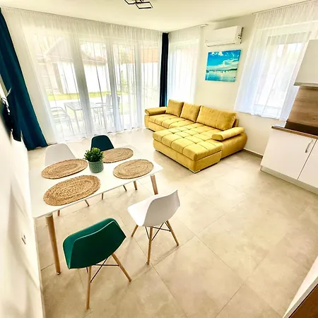 Ady Corner Premium - Siófok