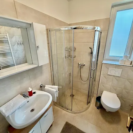 Ady Corner Premium - Lejlighed *