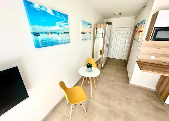 Ady Corner Premium - Apartment *